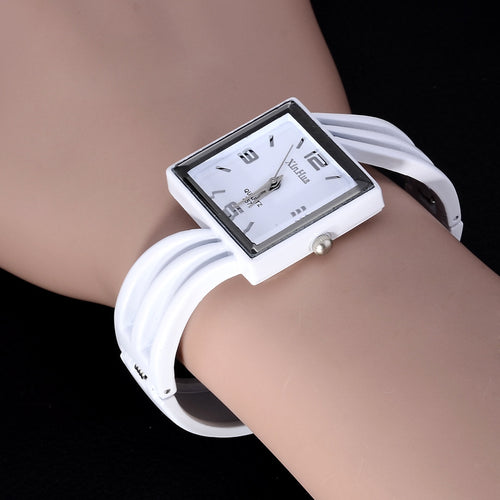 Middle East Watch Women Bangle Watch Ladies Watch Present Wholesale watch Cross-Border Pro Supply Bracelet Watch