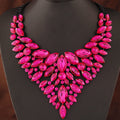 Overseas Accessory Western Trendy Fashionable Metal Dazzling Luxury Sparkle Dazzling Gem Elegant V Lettering Statement Necklace Women