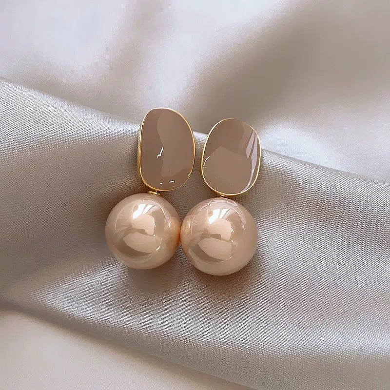French Vintage Floral Pearl Earrings - view 8