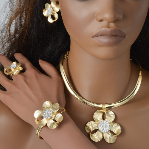 Vintage Jewelry 5 Petal 3D Flower Pendant Bead Collar Bangle Ring Earrings Set Light Luxury Banquet