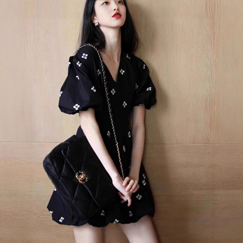 French Retro Floral Short Sleeve V-Neck Dress, Petite