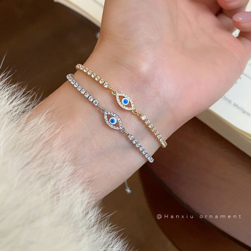 Vintage Oval Eye Charm Bracelet - view 3