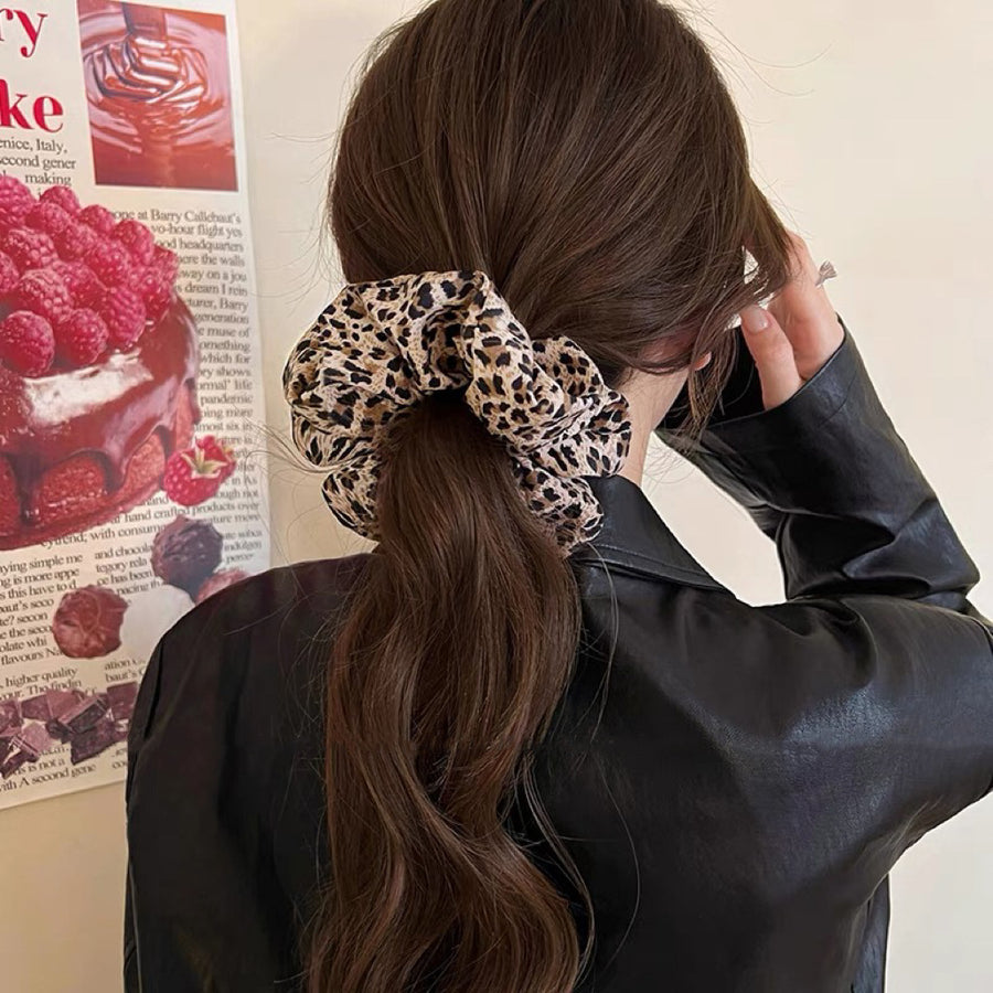 Vintage Leopard Print Hair Claw Clip - view 7