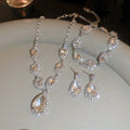 Glacier Aurora ~ Rhinestone Super Sparkle Teardrop Stud Earring Necklace Set Banquet Ambient Feel Choker Versatile Heavy-Duty Necklace