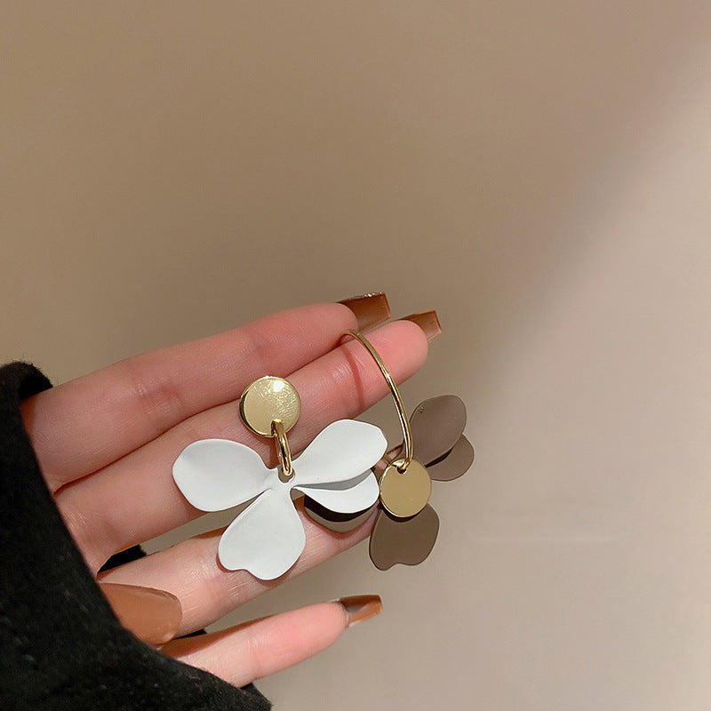 Vintage Brown Color-Block Statement Earrings - view 9