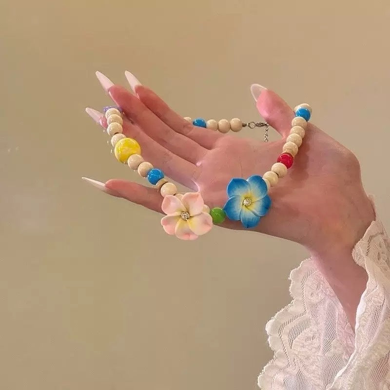 Dopamine Colorful Glass Bead Flower Necklace - view 3
