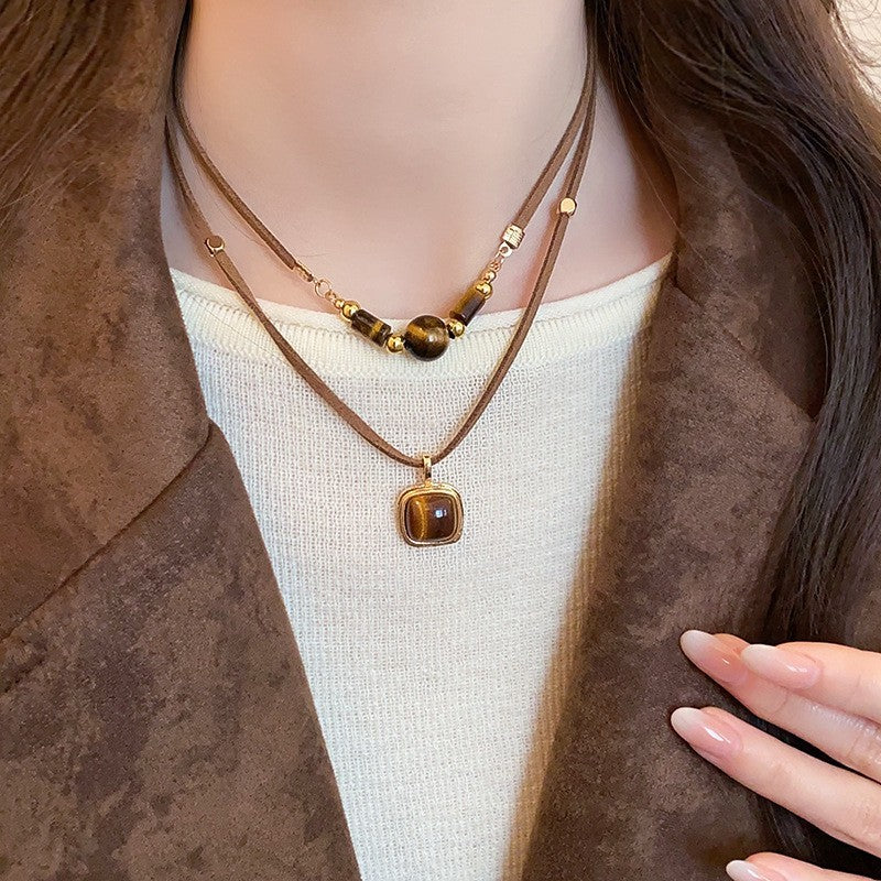 Vintage Brown Tiger's Eye Round Necklace - view 6