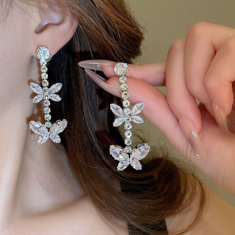 French Rhinestone Teardrop Layered Pearl Necklace - view 10