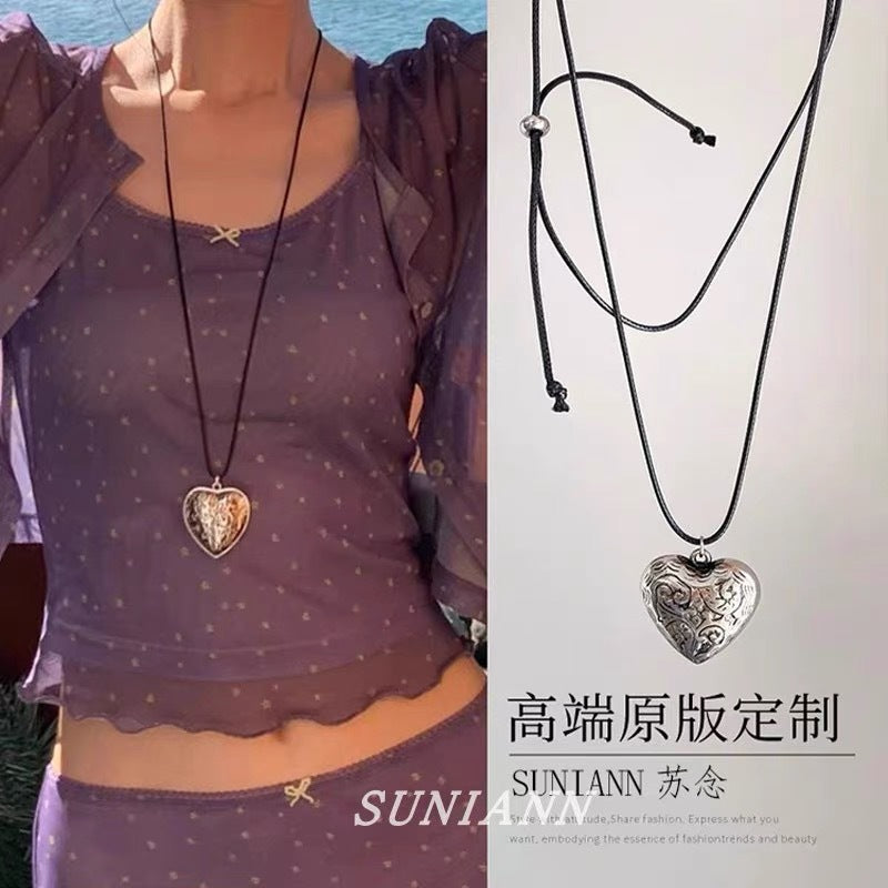 Minimalist Heart and Star Pendant Necklace - view 12