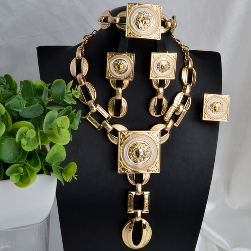 Overseas Dubai Gold Imperial Retro Chain Versatile Square Create Art Necklace Bracelet Set Earrings Ring Women 4-Piece Set
