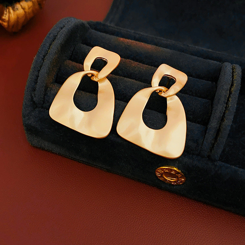 Vintage Resin Statement Earrings - view 8