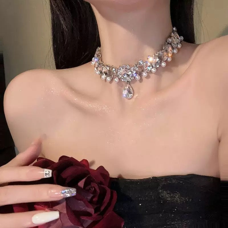 韩系轻奢满钻水滴花朵纯欲设计感项链女时尚高级感奢华百搭锁骨链