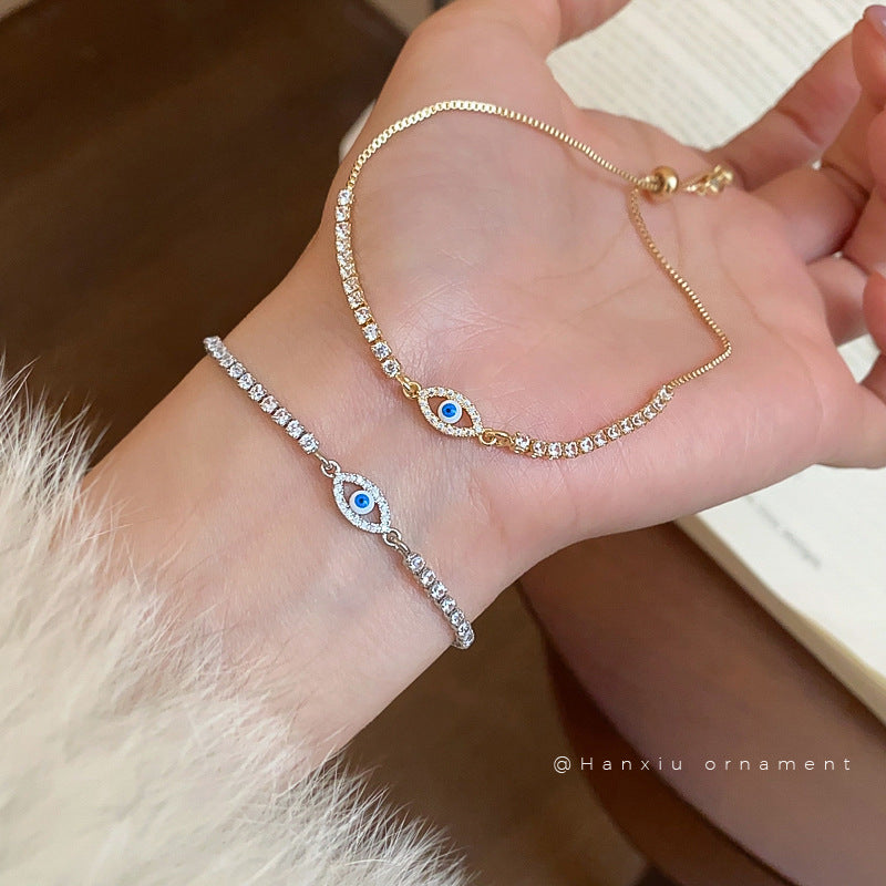 Vintage Oval Eye Charm Bracelet - view 4