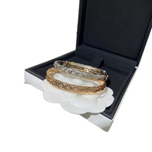 Small Scent Diamond Grid Bangle Coated 18k Gold Rhinestone Width Slim Cut Couples Diamond Grid Pattern coco Bracelet Premium Accessory Wholesale