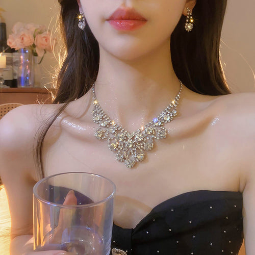 French Imperial Breeze Rhinestone Geometric Round Stud Earring Necklace Set Fashionable Clavicle Chain Light Luxury Premium Necklace Women
