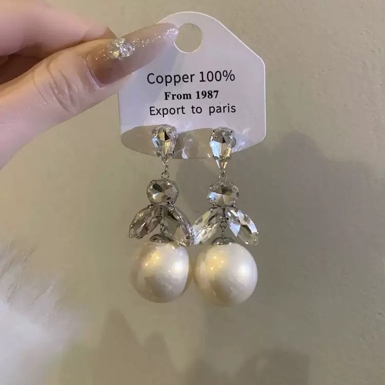 Flower Teardrop Pearl Tassel Stud Earrings - view 4