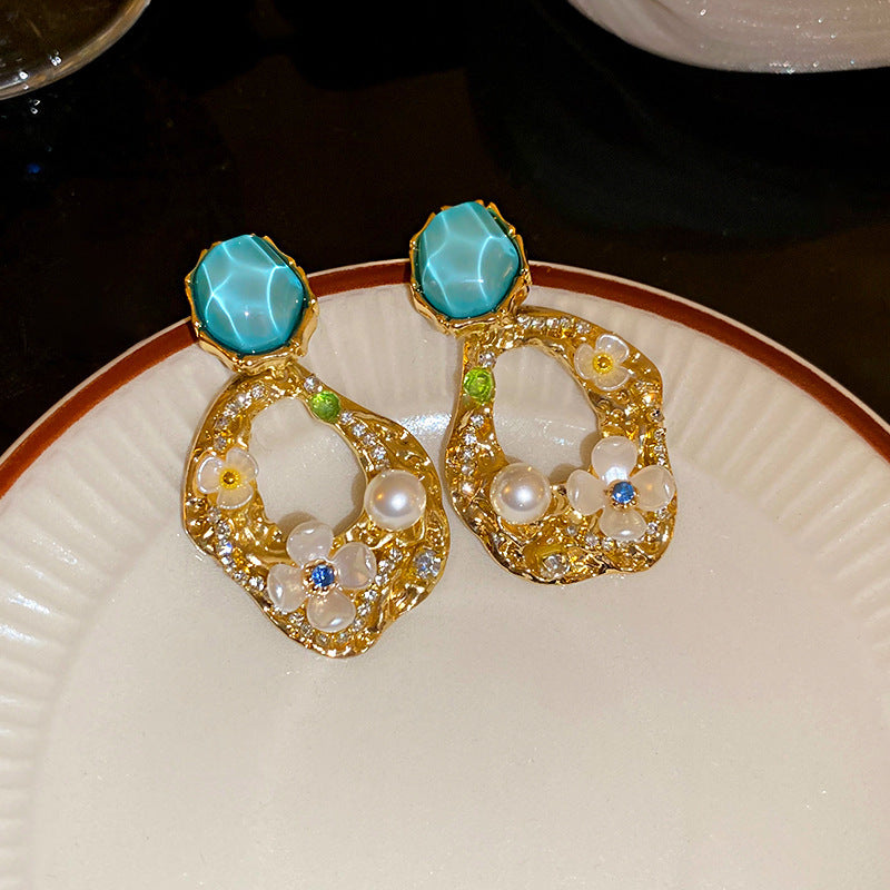 Forest Green Resin Flower Stud Earrings - view 10