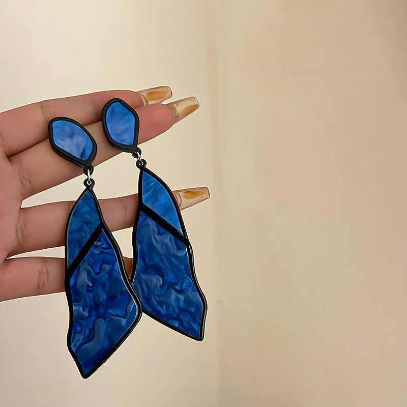 Heart and Flower Geometric Statement Earrings - view 8