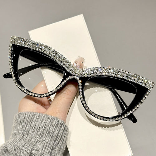 2025 New Simple Rhinestone Sunglasses Fashionable Western Retro Cat-Eye Diamond Chain Women Sunglasses Premium
