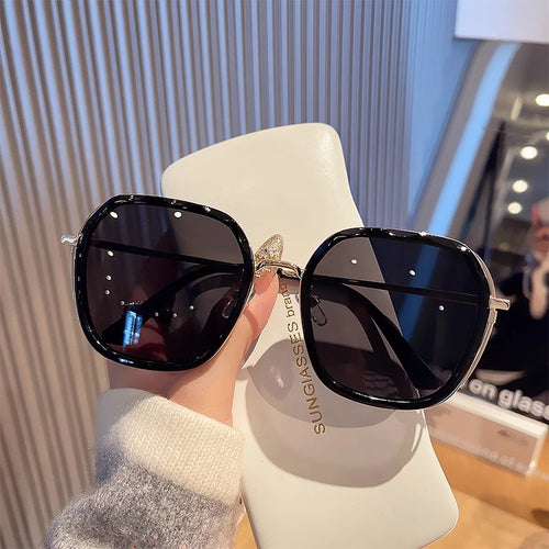 Korean Style New Polarized Sunglasses Trendy Premium Big Frame Women Sunglasses Round Women Fashionable Glasses UV-Proof