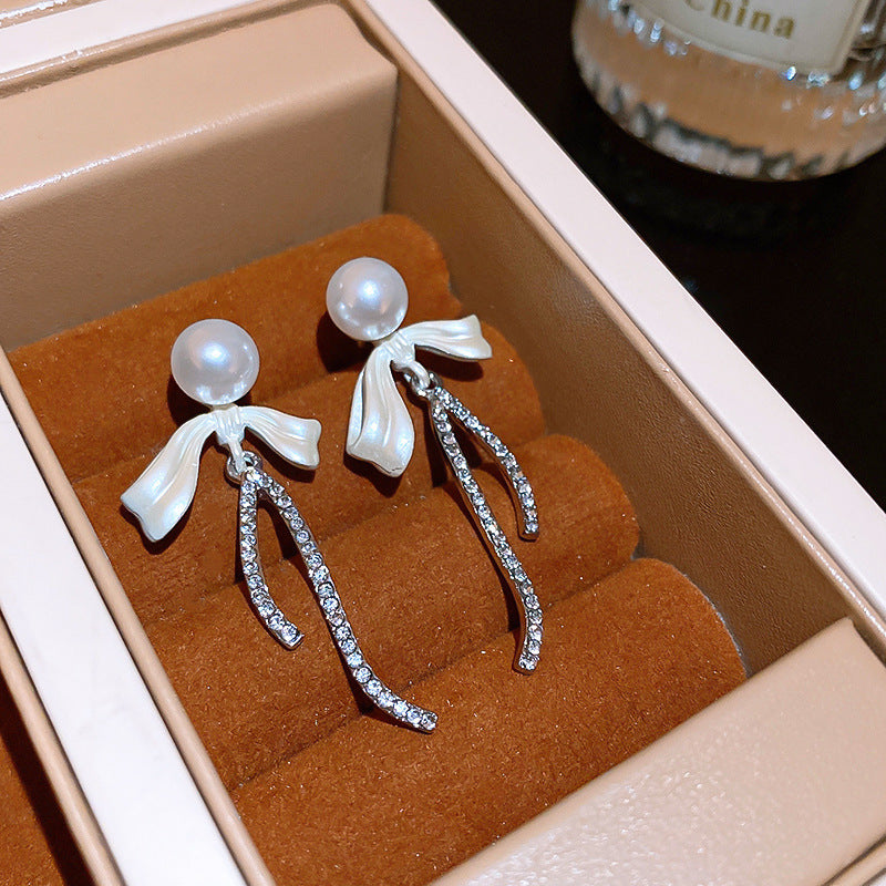 French X-Cross Triangle Pearl Stud Earrings - view 9