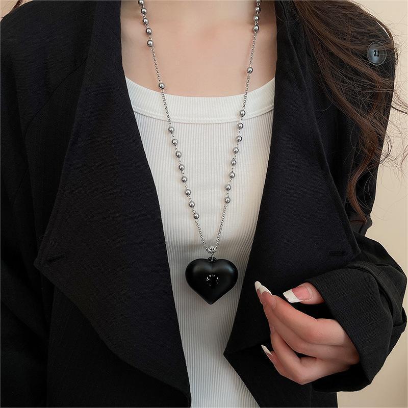 Leather Earbud Pouch Necklace Charm - view 12