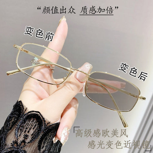 Light-Feel Gray Photochromic Myopia Glasses Small-Frame Fashionable Overseas Photochromic Anti-Blue-Light Premium Western Student Metal Prescription Sunglasses