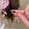 Runaway Princess Super Fairy Pink Crystal Berry Branch Flower Jewelry Set Imperial Breeze Wedding Necklace Light Luxury Niche Necklace