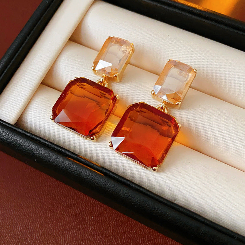 Vintage Resin Statement Earrings - view 10