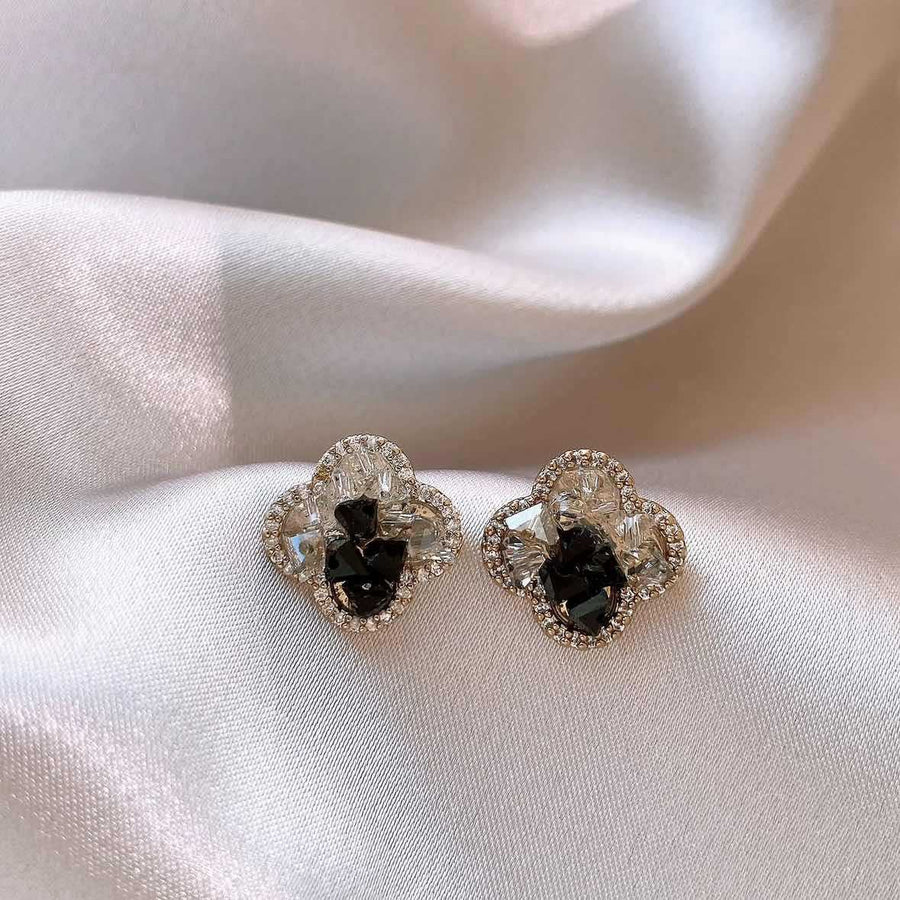 Black Zircon Glass Flower Stud Earrings - view 4