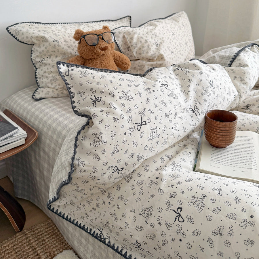 Seine Riverbank Bunny Floral Cotton 4-Piece Bedding Set with Scalloped Edge - view 2