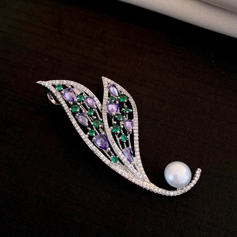 Rhinestone Butterfly Pearl Brooch - view 8