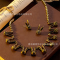 Vintage Accessory Premium Western Alloy Heavy-Duty Distressed Style Rabbit Stud Niche Design Detail Necklace Set