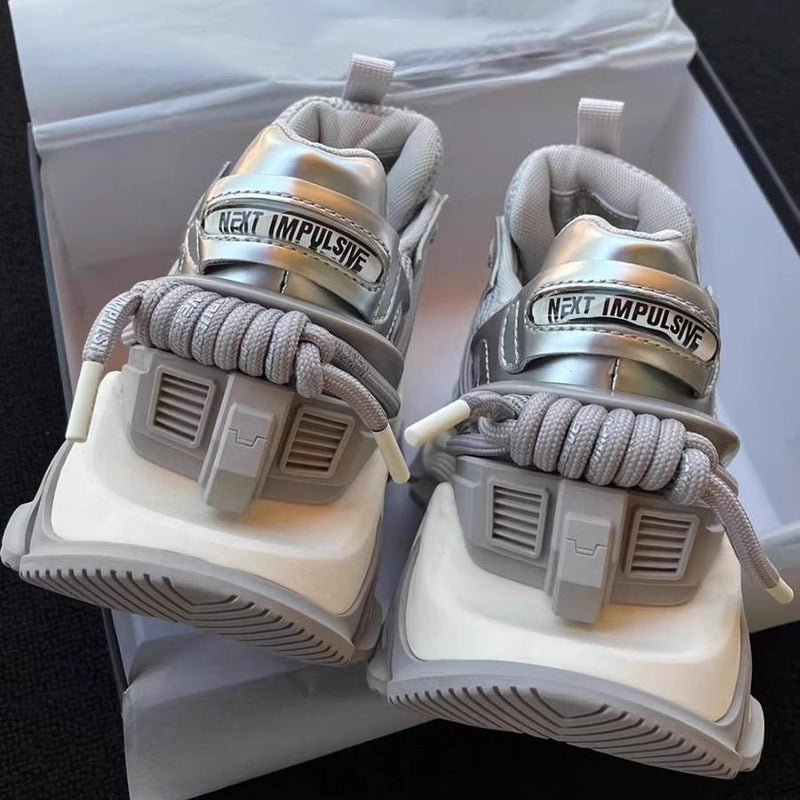 OMG! Totally futuristic ~ 2026 thick-soled casual sports shoes silver dad shoes ~ unique sole design