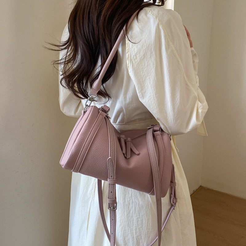 大容量松弛感腋下包包女2026夏季新款休闲复古斜挎包简约通勤包