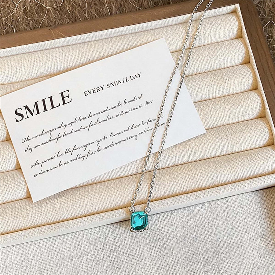 Sparkling Zircon Jewelry Set – Necklace, Bracelet and Earrings - view 12