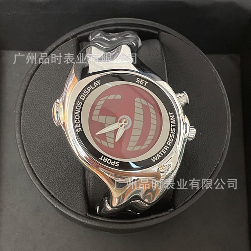 Y2K Year Retro Y2K Unique-Shaped Twisted Numbers Pair Display Watch Men Niche ins Streetwear Waterproof Quartz Watch