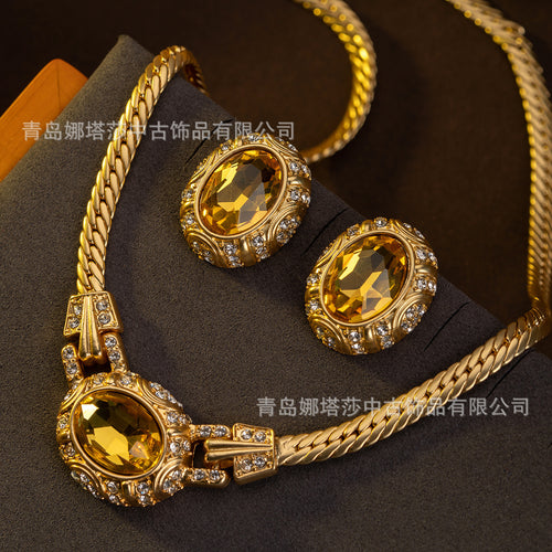 Vintage Earrings Premium vintage Western Heavy-Duty Set Inlay Light Luxury Stud Retro Necklace Jewelry Set