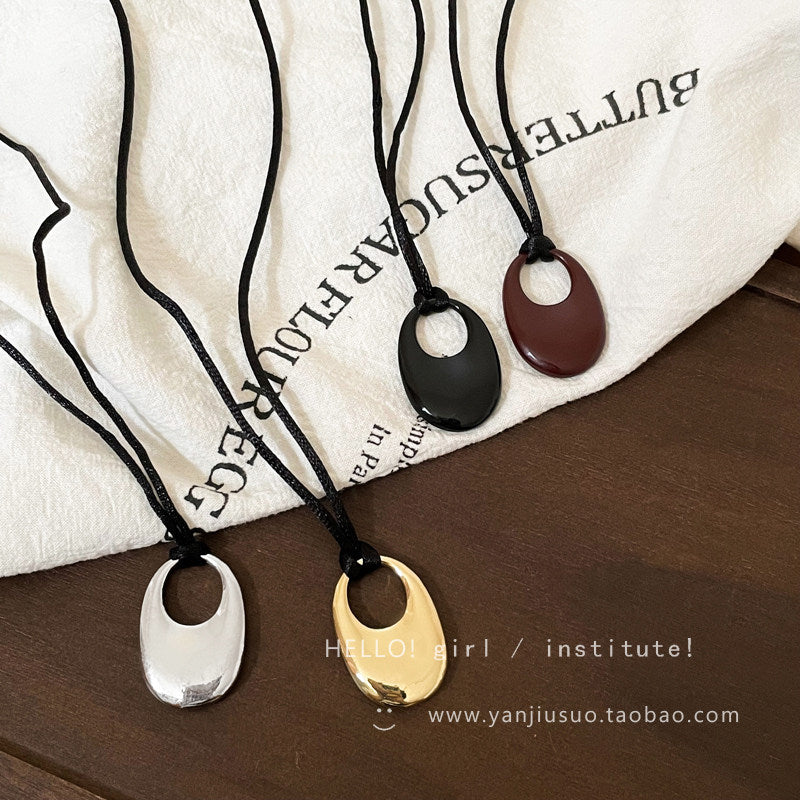 Korean-Style Leather Cord Oval Geometric Pendant Necklace - view 4