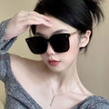 New Women Sunglasses Premium Influencer UV-Proof Sunglasses Tweed Style Big Frame Slender Chain Sunglasses