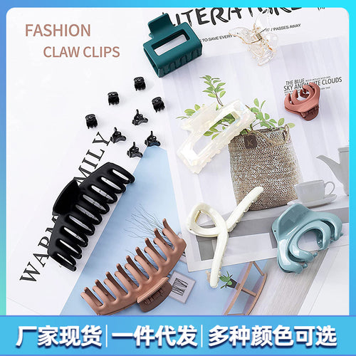 French Matte Claw Women Elegant Dispatch Card Head Jewelry Back Brain Spoon Updo Claw Clip Monster Hand Clip Factory Wholesale Custom