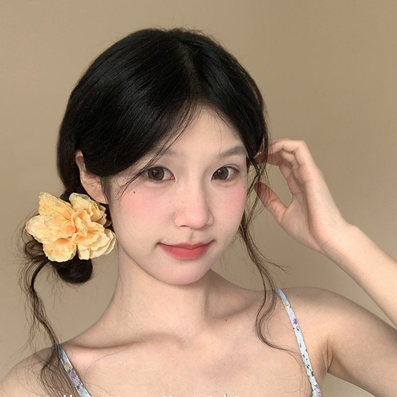 Realistic Floral Side Hair Clip - view 4