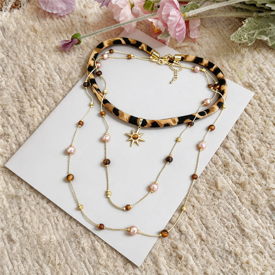 Vintage Beaded Round Pendant Necklace - view 7