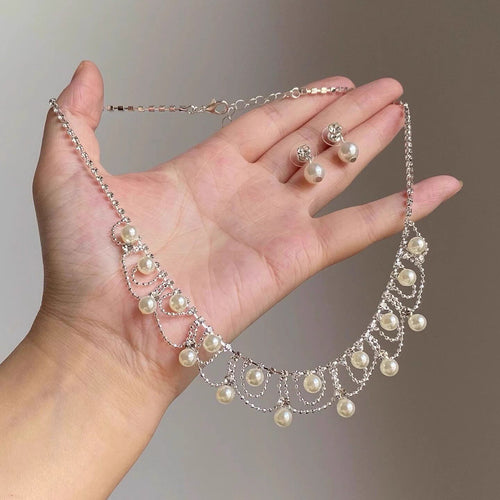 「 Clear Month Spike」 French Cutout Beaded Fringe Necklace Niche Light Luxury Elegant Stunning Premium Clavicle Chain