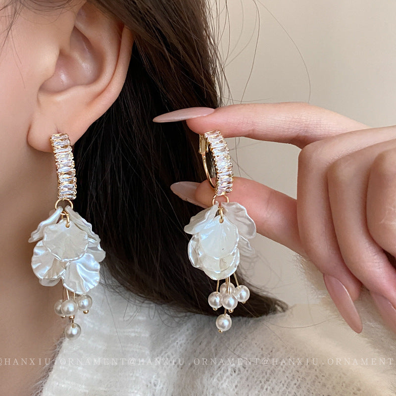 Pearl Flower Rhinestone Tassel Drop Earrings - view 2