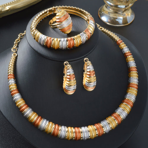 Vintage Statement 3 Color Gold Spiral Texture Jewelry Set Light Luxury Banquet Necklace Earrings Set Bangle Ring 4-Piece Set