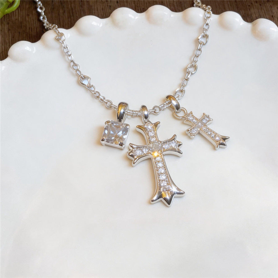 Sparkling Irregular Zircon Pendant Necklace - view 8