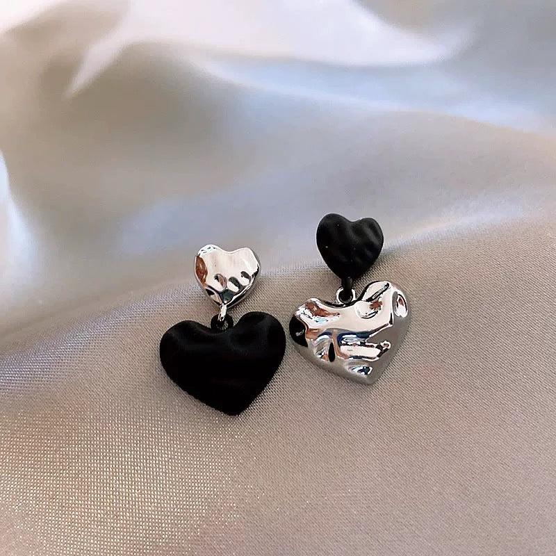 Black Zircon Glass Flower Stud Earrings - view 6