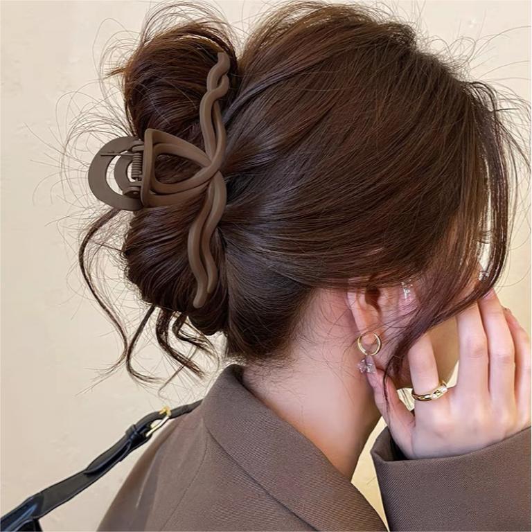 Korean Minimalist Everyday Hair Claw Clip - view 8