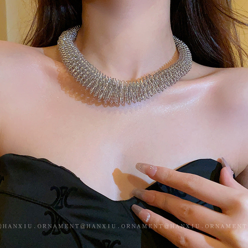 Minimalist Spring Cut Choker Necklace - view 3